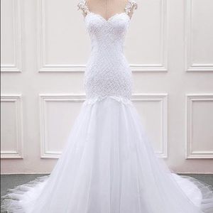 Mermaid shaped wedding dress 🔥